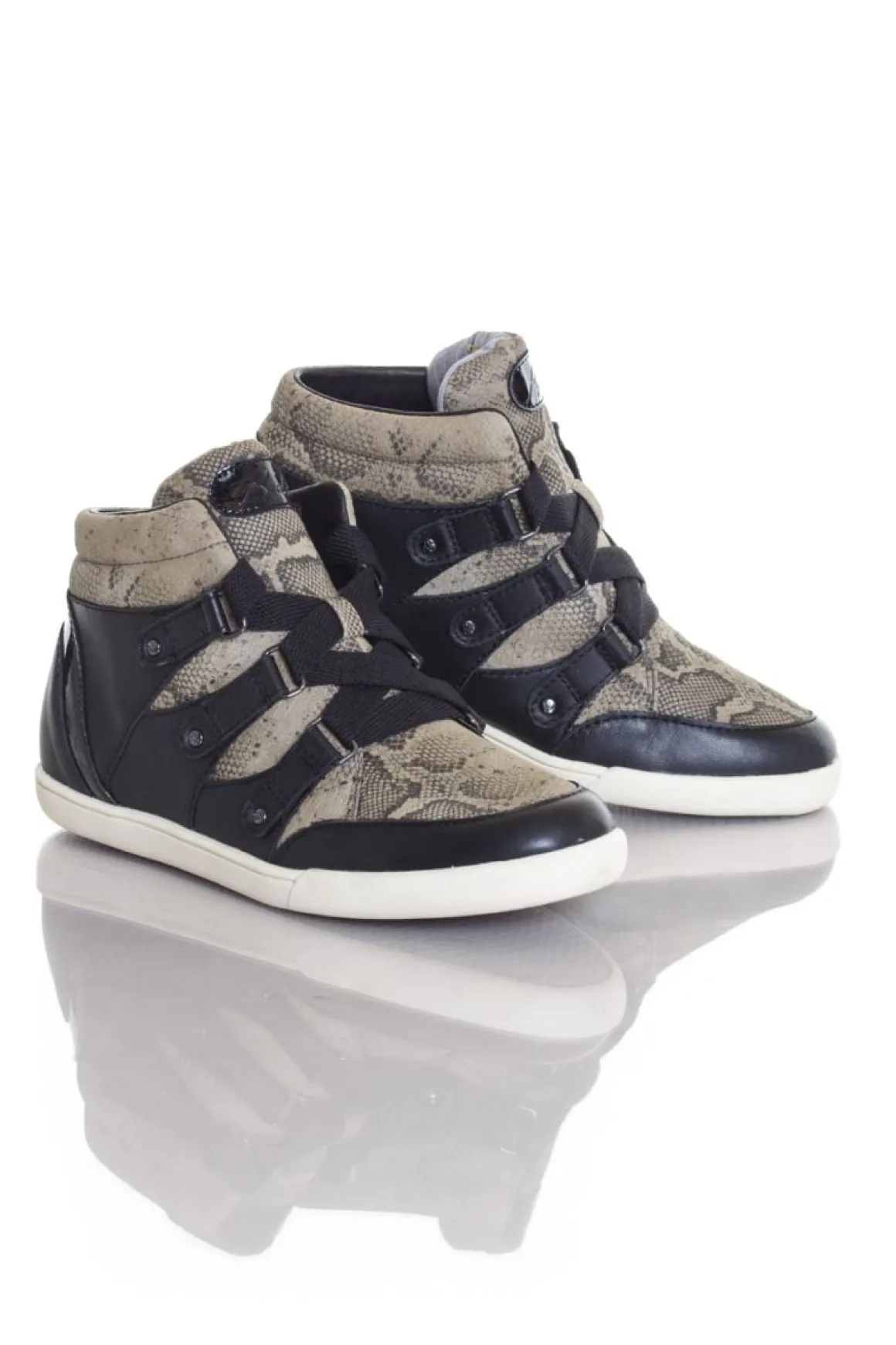 Baskets En Toile Femme Redskins Glissan Noir Beige