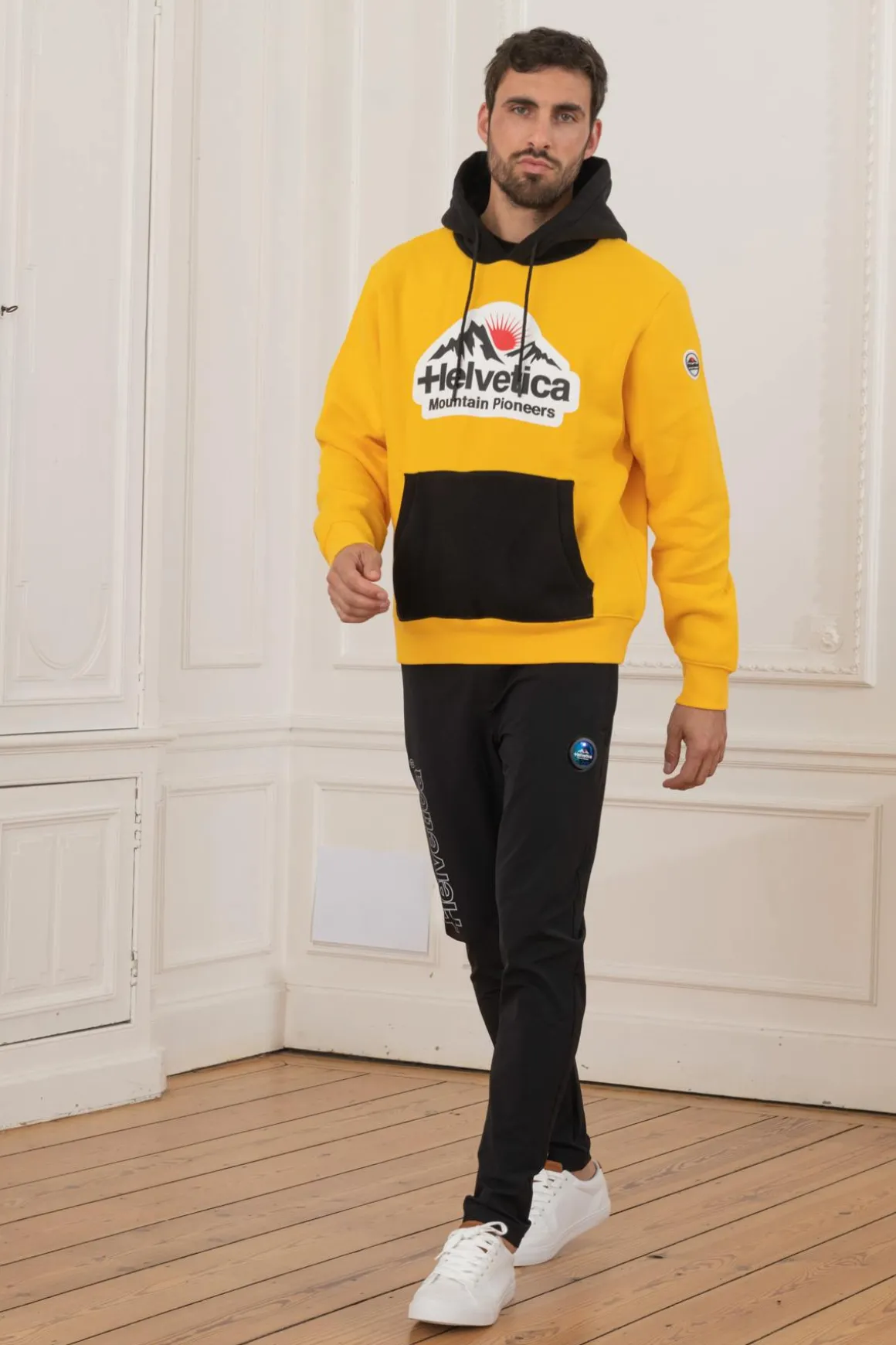 Pull/Sweatshirt Homme Helvetica Mountain Pioneers Wingo Yellow