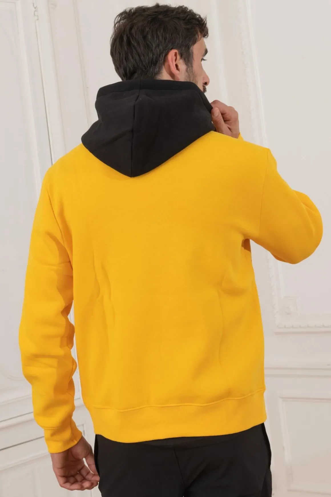 Pull/Sweatshirt Homme Helvetica Mountain Pioneers Wingo Yellow